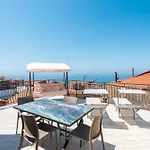 Palazzo Lucia Apartment *